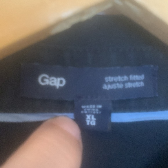 Gap button-down shirt - Picture 5 of 9